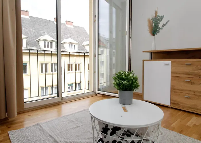 Flataid Annenstrasse Bahnhof * Грац